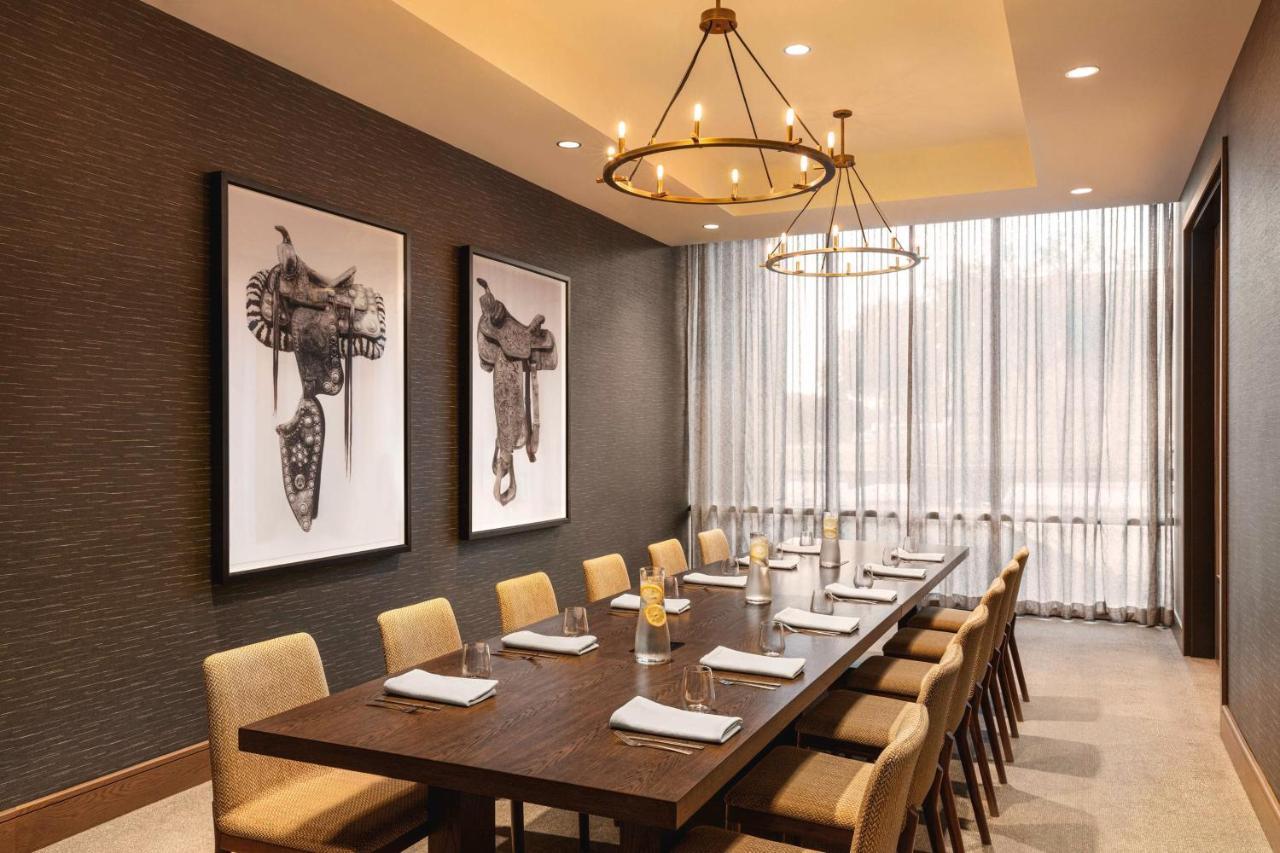 Doubletree By Hilton Downtown Convention Center 4*